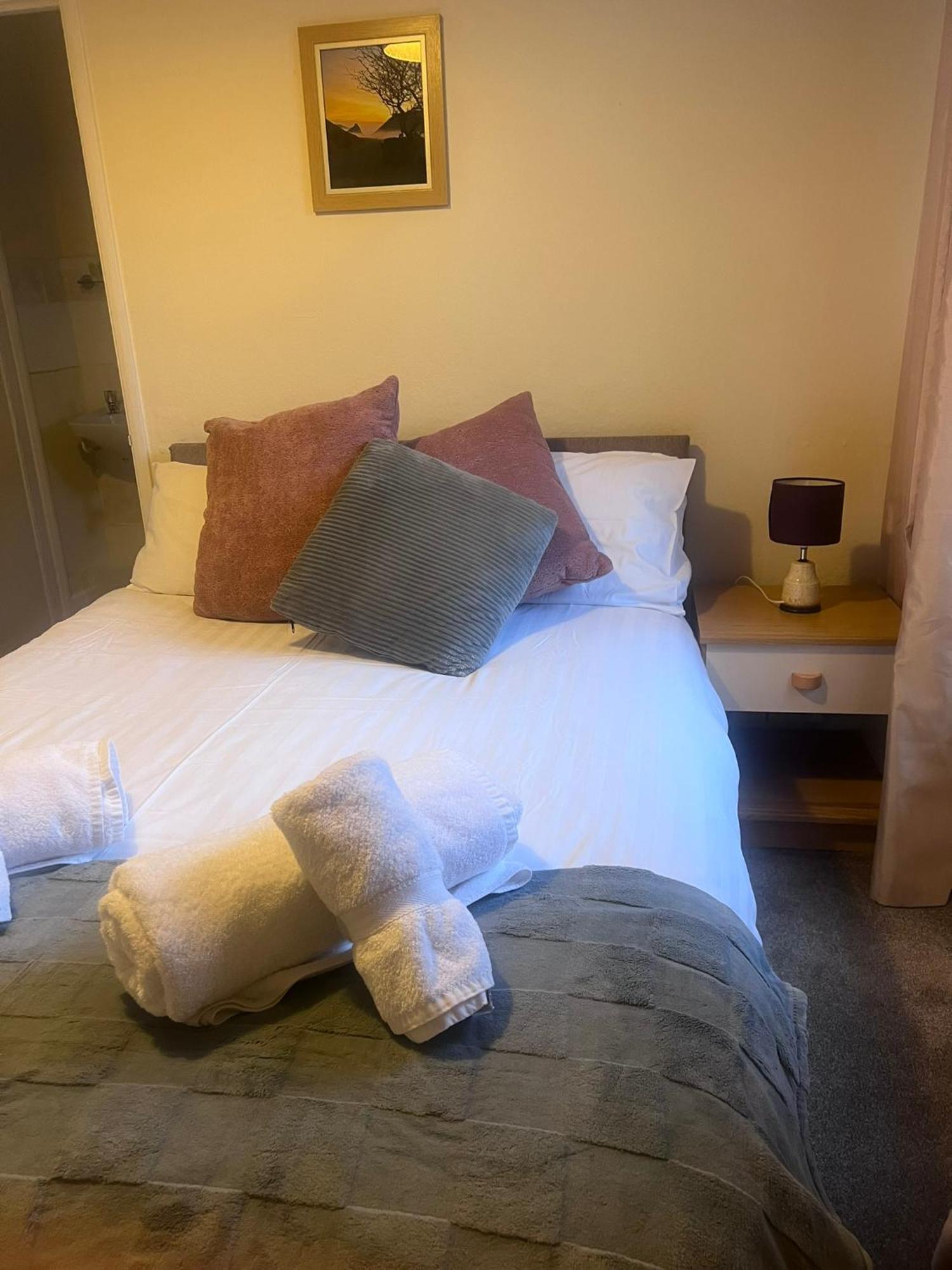 The Crown Hotel ลินตัน ภายนอก รูปภาพ