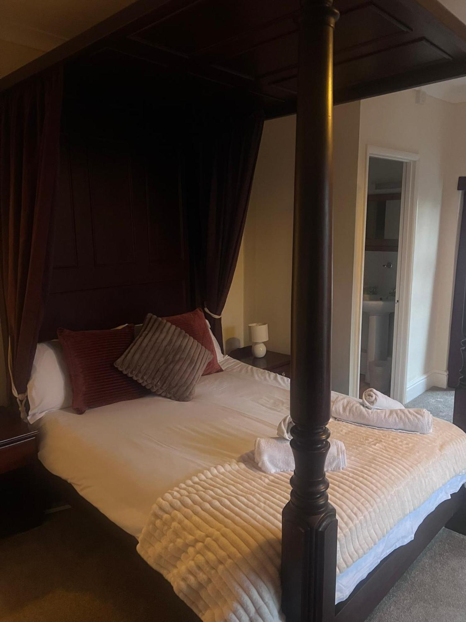 The Crown Hotel ลินตัน ภายนอก รูปภาพ