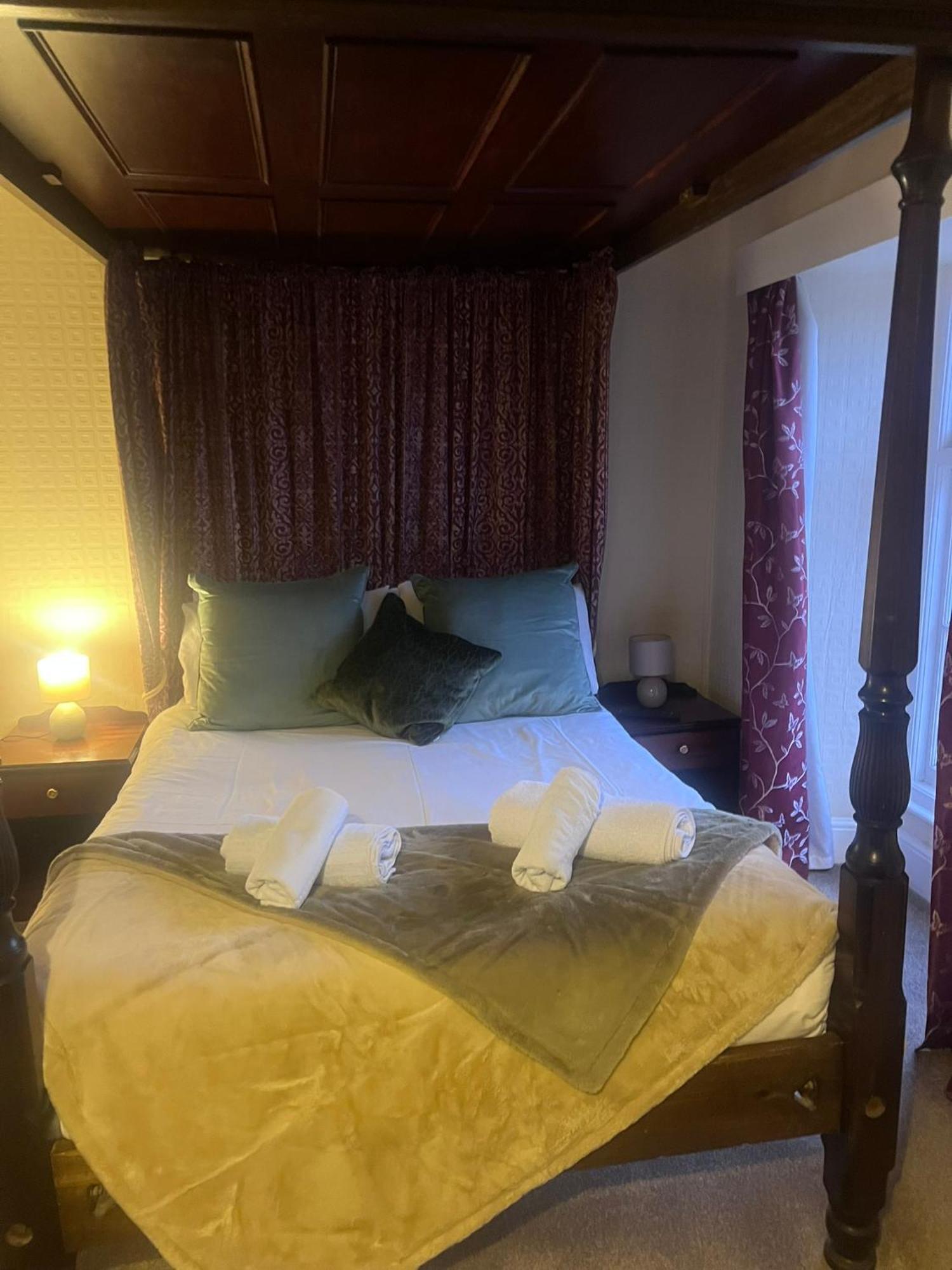 The Crown Hotel ลินตัน ภายนอก รูปภาพ