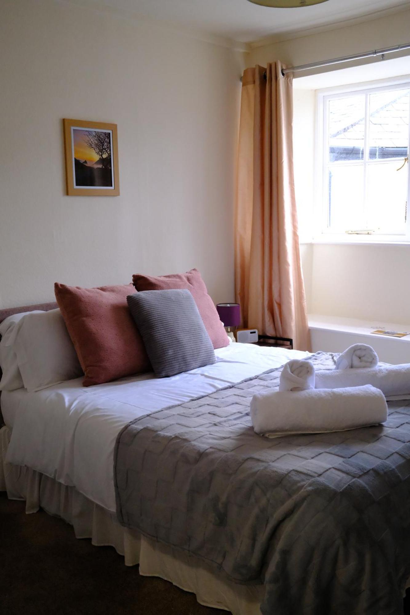 The Crown Hotel ลินตัน ภายนอก รูปภาพ