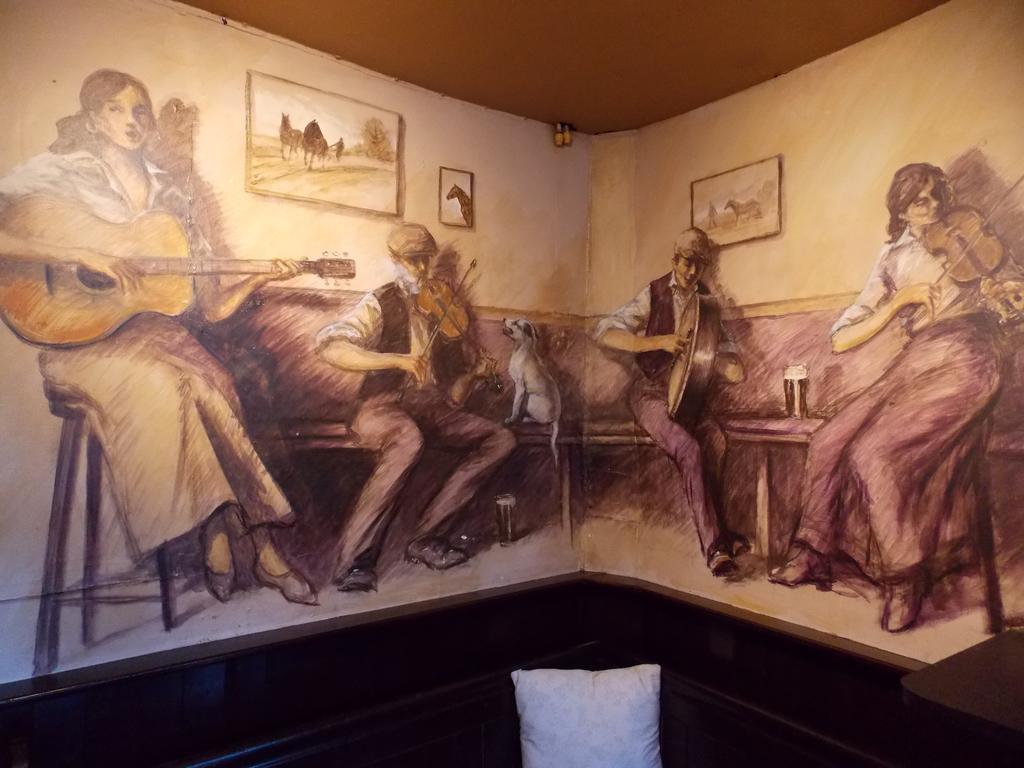 The Crown Hotel ลินตัน ภายนอก รูปภาพ